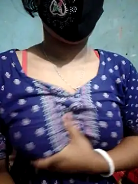 Hot8g online show from 11/11/25, 02:44