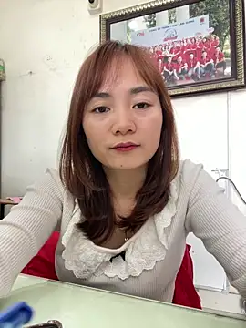 Snapshot of Bana-gibee chatting on 03/12/26, 02:39 Bana-gibee online show from 03/12/26, 02:39