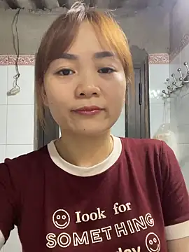 Snapshot of Bana-gibee chatting on 04/05/26, 04:31 Bana-gibee online show from 04/05/26, 04:31