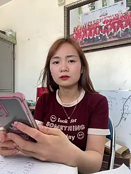 Snapshot of Bana-gibee chatting on 04/10/26, 07:24 Bana-gibee online show from 04/10/26, 07:24