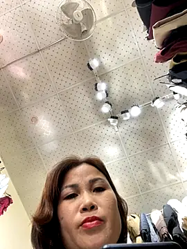 Liliy2x online show from 11/04/25, 07:40