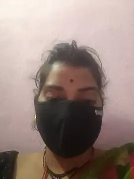 Snapshot of Tamanna_hot chatting on 11/21/25, 03:22 Tamanna hot online show from 11/21/25, 03:22