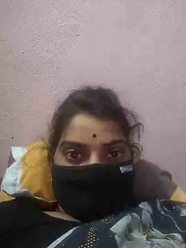 Snapshot of Tamanna_hot chatting on 11/22/25, 03:11 Tamanna hot online show from 11/22/25, 03:11