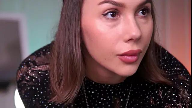 KarinaKokhana online show from 11/22/25, 09:30