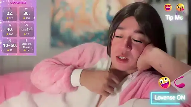 Snapshot of desirable_miya chatting on 03/16/26, 12:38 desirable miya online show from 03/16/26, 12:38