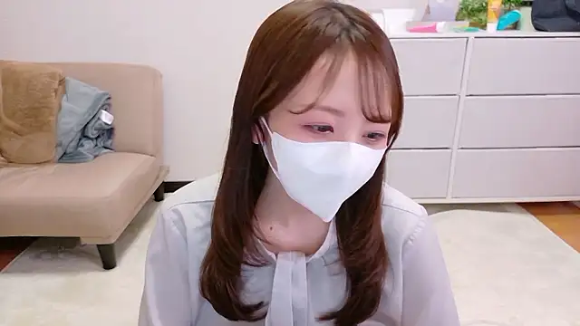Snapshot of -aotan- chatting on 04/16/26, 04:08 -aotan- online show from 04/16/26, 04:08