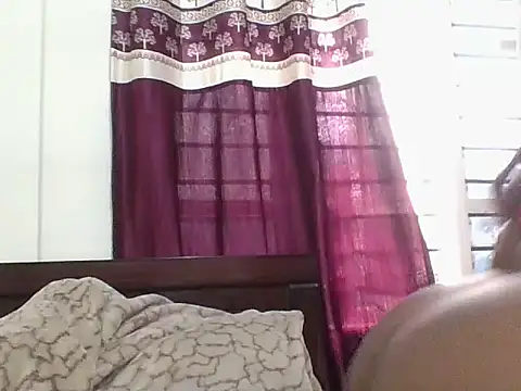 Snapshot of hootypriya chatting on 01/13/26, 11:59 hootypriya online show from 01/13/26, 11:59