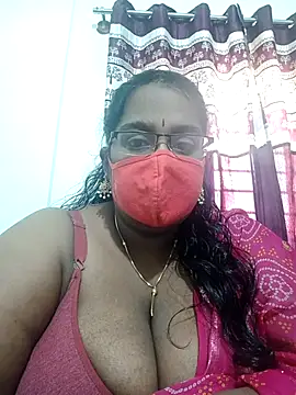 Snapshot of hootypriya chatting on 03/13/26, 12:01 hootypriya online show from 03/13/26, 12:01