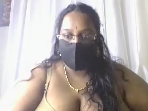 hootypriya online show from 06/29/26, 07:36