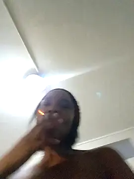 Snapshot of Mommy_Sienna chatting on 11/27/25, 08:33 Mommy Sienna online show from 11/27/25, 08:33