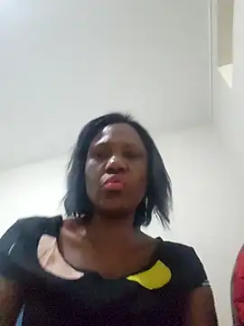 Snapshot of Mommy_Sienna chatting on 12/02/25, 04:02 Mommy Sienna online show from 12/02/25, 04:02