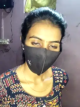 Snapshot of Thaper_Meera2 chatting on 03/28/26, 02:49 Thaper Meera2 online show from 03/28/26, 02:49