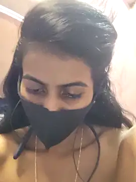 Snapshot of Thaper_Meera2 chatting on 04/06/26, 05:03 Thaper Meera2 online show from 04/06/26, 05:03