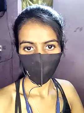 Snapshot of Thaper_Meera2 chatting on 04/10/26, 01:16 Thaper Meera2 online show from 04/10/26, 01:16