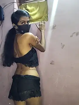 Snapshot of Thaper_Meera2 chatting on 04/18/26, 02:26 Thaper Meera2 online show from 04/18/26, 02:26