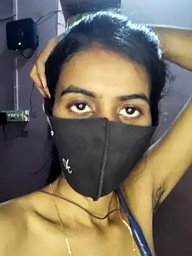 Snapshot of Thaper_Meera2 chatting on 04/18/26, 04:44 Thaper Meera2 online show from 04/18/26, 04:44