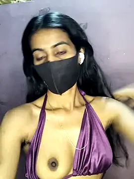 Snapshot of Thaper_Meera2 chatting on 04/24/26, 12:57 Thaper Meera2 online show from 04/24/26, 12:57