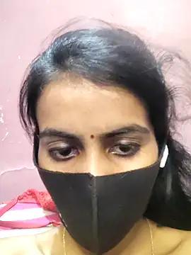 Snapshot of Thaper_Meera2 chatting on 04/25/26, 01:52 Thaper Meera2 online show from 04/25/26, 01:52
