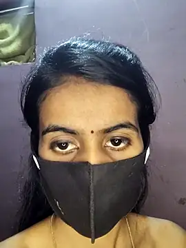 Snapshot of Thaper_Meera2 chatting on 04/26/26, 01:58 Thaper Meera2 online show from 04/26/26, 01:58