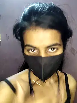 Snapshot of Thaper_Meera2 chatting on 05/01/26, 12:15 Thaper Meera2 online show from 05/01/26, 12:15