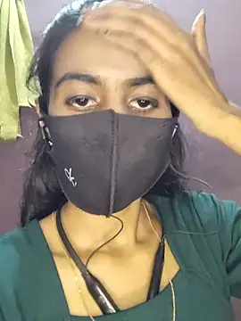 Snapshot of Thaper_Meera2 chatting on 05/18/26, 03:18 Thaper Meera2 online show from 05/18/26, 03:18