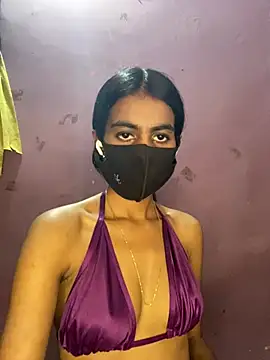 Snapshot of Thaper_Meera2 chatting on 05/27/26, 03:09 Thaper Meera2 online show from 05/27/26, 03:09