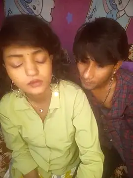 Snapshot of Freakingromance chatting on 02/15/26, 07:54 Freakingromance online show from 02/15/26, 07:54