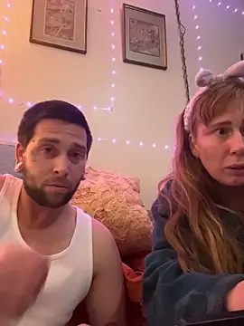 Redriddinghood8 online show from 11/21/25, 08:29