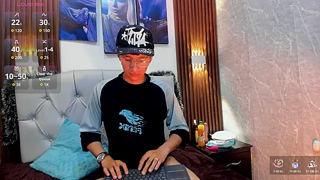 Elian Julian online show from 11/26/25, 10:11