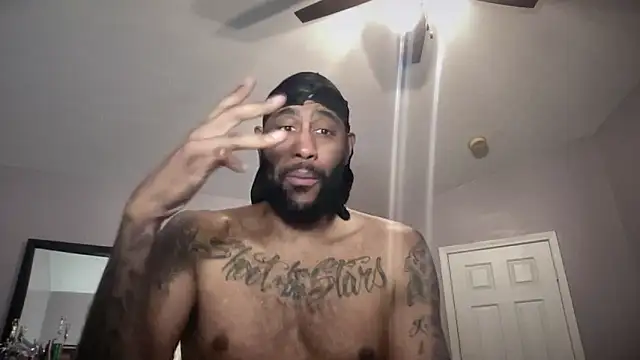 tallhandsome7ft online show from 11/30/25, 04:05