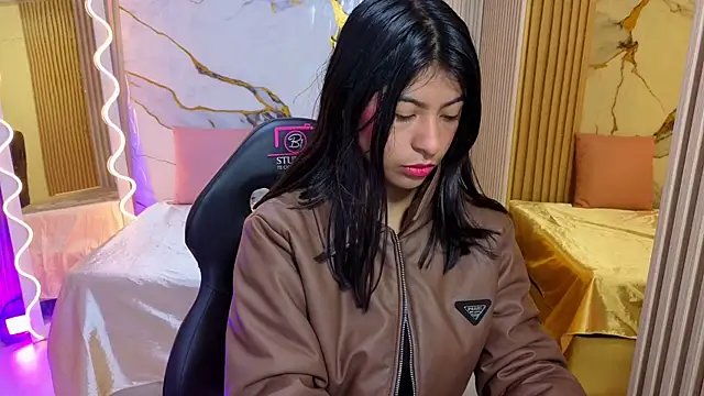 Snapshot of Sandyy_tay chatting on 07/05/26, 02:51 Sandyy tay online show from 07/05/26, 02:51