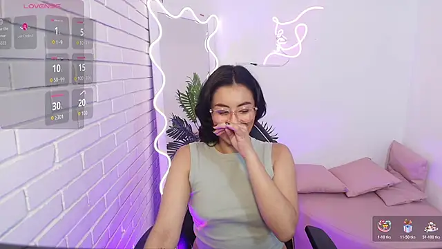 Snapshot of PEACHY_TAY chatting on 12/05/25, 11:41 PEACHY TAY online show from 12/05/25, 11:41