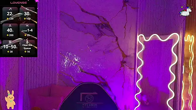 PEACHY TAY online show from 04/17/26, 11:02