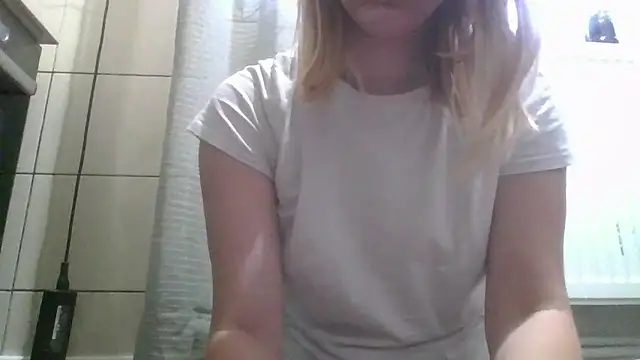 Snapshot of dirty_sasha00 chatting on 06/16/26, 02:36 dirty sasha00 online show from 06/16/26, 02:36