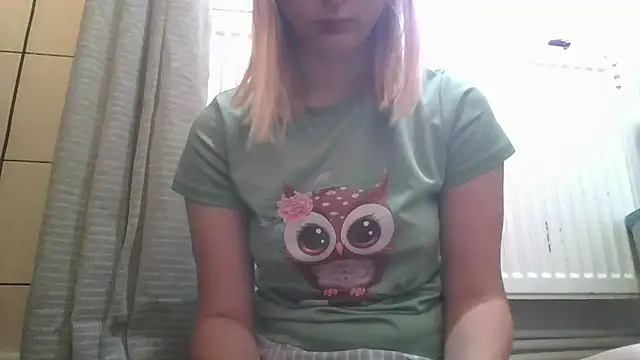 Snapshot of dirty_sasha00 chatting on 06/25/26, 02:55 dirty sasha00 online show from 06/25/26, 02:55