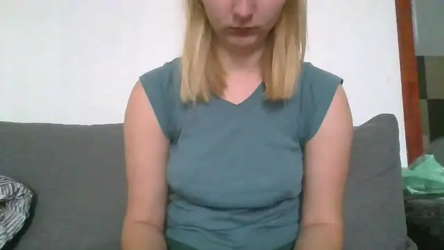 Snapshot of dirty_sasha00 chatting on 07/08/26, 03:44 dirty sasha00 online show from 07/08/26, 03:44
