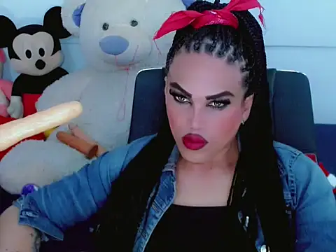 Snapshot of NharaBigCock chatting on 11/25/25, 09:37 NharaBigCock online show from 11/25/25, 09:37