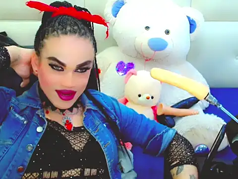 Snapshot of NharaBigCock chatting on 12/22/25, 07:00 NharaBigCock online show from 12/22/25, 07:00