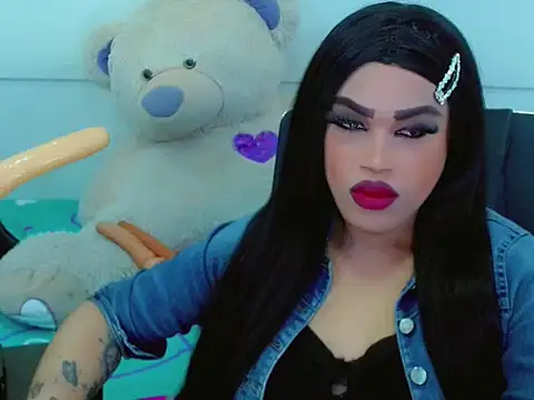 Snapshot of NharaBigCock chatting on 03/14/26, 01:05 NharaBigCock online show from 03/14/26, 01:05