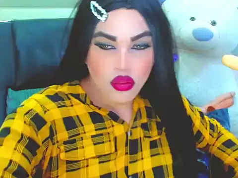 Snapshot of NharaBigCock chatting on 03/26/26, 07:19 NharaBigCock online show from 03/26/26, 07:19