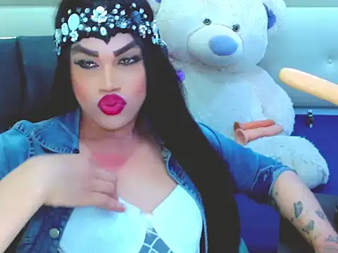 Snapshot of NharaBigCock chatting on 03/27/26, 07:35 NharaBigCock online show from 03/27/26, 07:35