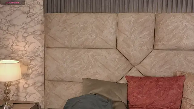 violett fowlerxx online show from 02/17/26, 04:31