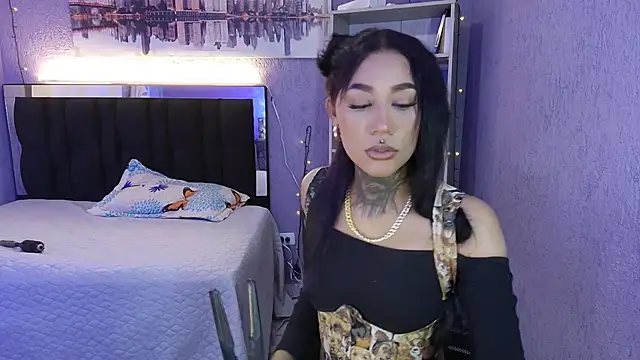 lyam ebony  online show from 11/09/25, 08:29