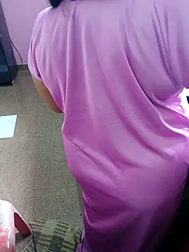 Snapshot of savithasree chatting on 11/14/25, 04:33 savithasree online show from 11/14/25, 04:33