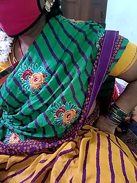 Snapshot of savithasree chatting on 11/19/25, 05:35 savithasree online show from 11/19/25, 05:35