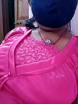 Snapshot of savithasree chatting on 04/01/26, 01:52 savithasree online show from 04/01/26, 01:52