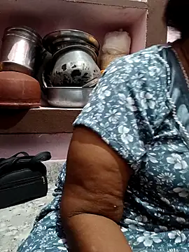 Snapshot of savithasree chatting on 04/02/26, 11:35 savithasree online show from 04/02/26, 11:35