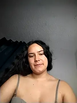 Snapshot of Zoe_Raven11 chatting on 04/28/26, 10:37 Zoe Raven11 online show from 04/28/26, 10:37