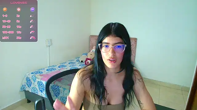 Snapshot of Kassandra_0304 chatting on 03/31/26, 12:49 Kassandra 0304 online show from 03/31/26, 12:49