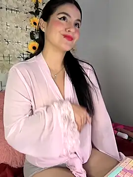Snapshot of Lorenaa1 chatting on 04/16/26, 01:12 Lorenaa1 online show from 04/16/26, 01:12